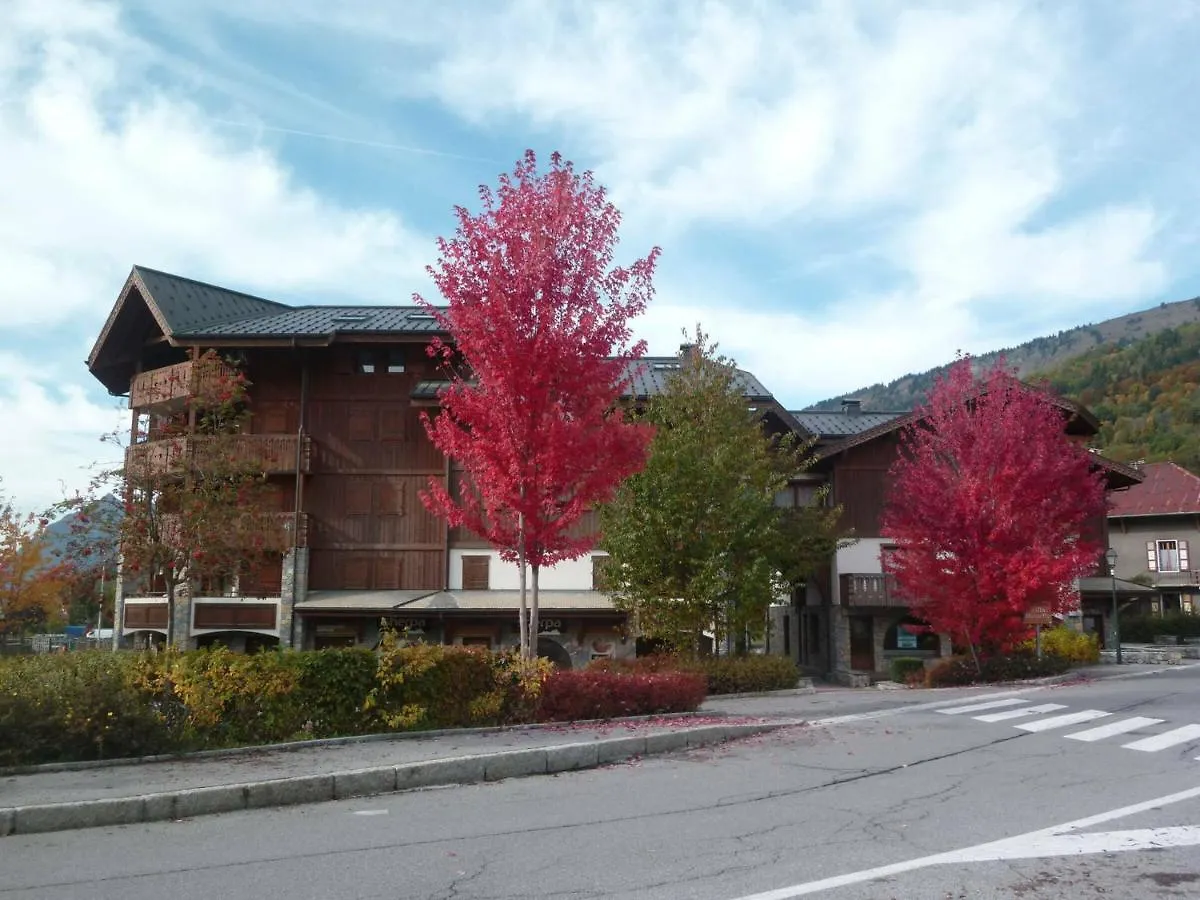 Charmant T3 De 51M² Avec Terrasse En Plein Centre De Samoens - Proche Commerces, Parking Prive - Fr-1-624-28 Franciaország