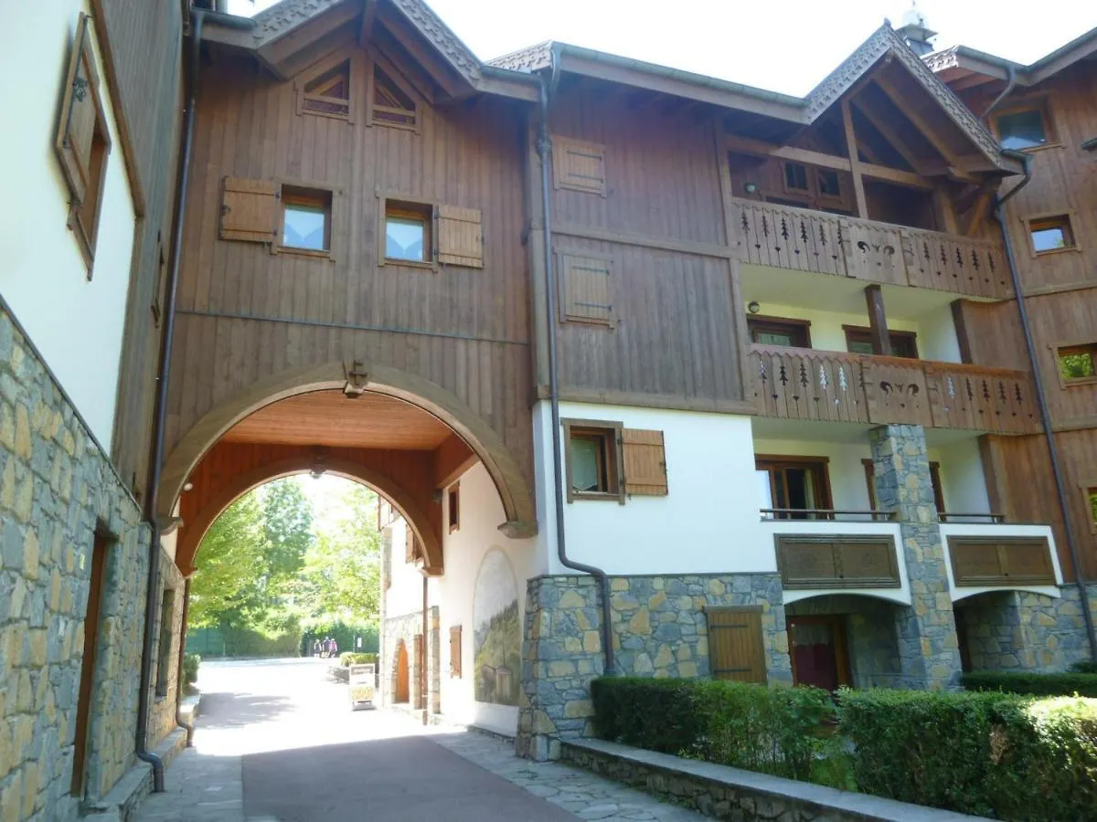 Apartman Charmant T3 De 51M² Avec Terrasse En Plein Centre De Samoens - Proche Commerces, Parking Prive - Fr-1-624-28